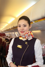 Tiếp viên hãng bay Lucky Air